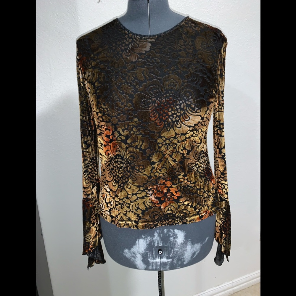 Long sleeve top